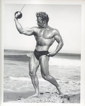 Roy Hilligenn Bodybuilder