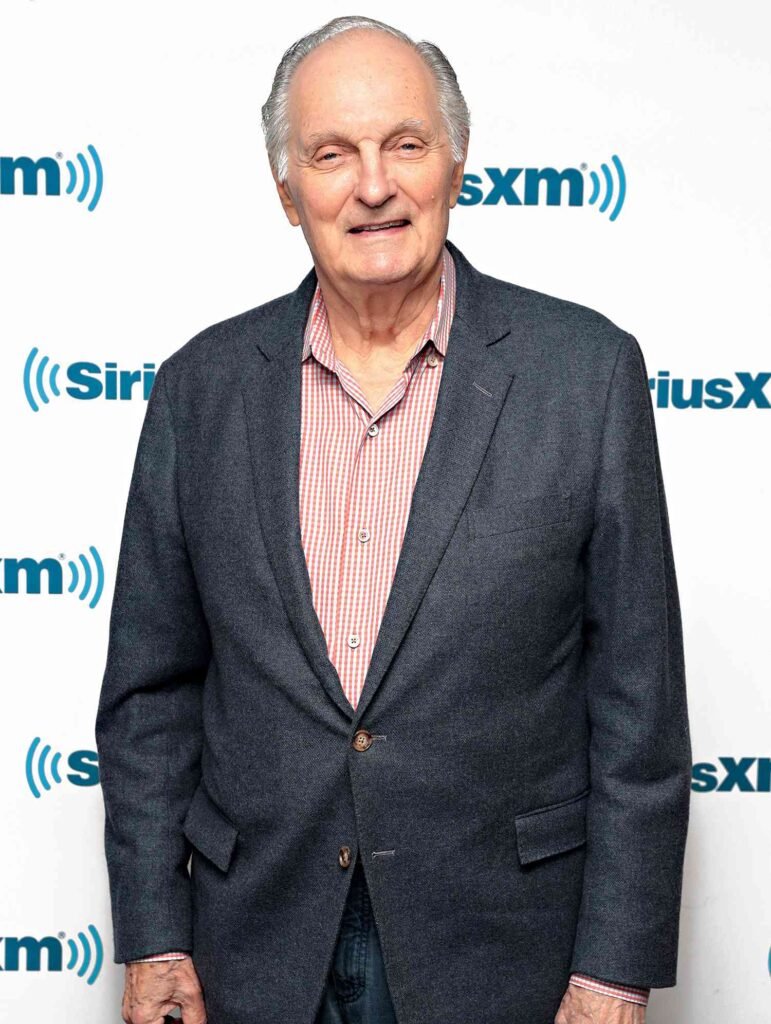 alan alda age