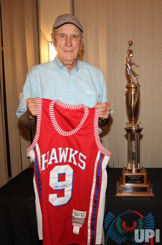 bob pettit age