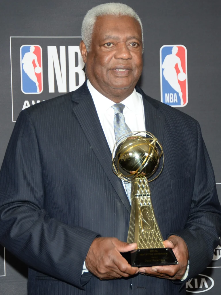 oscar robertson age