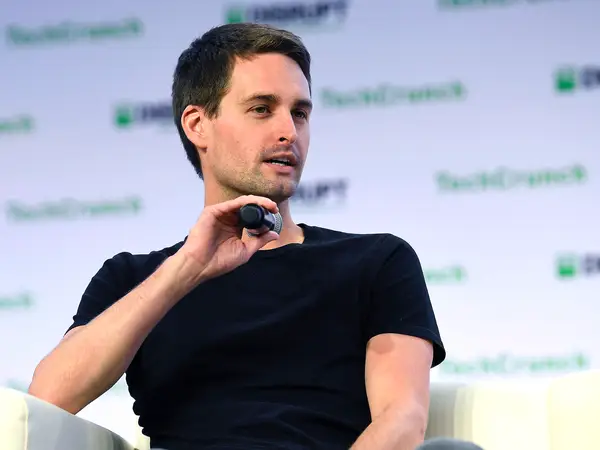 evan spiegel age