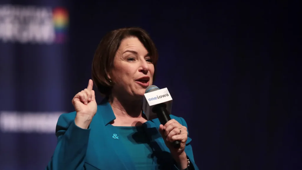 amy klobuchar campaign