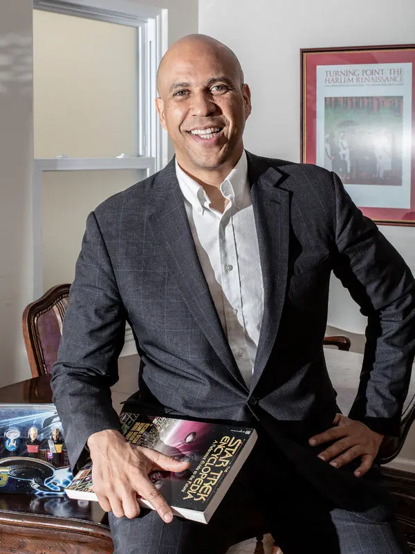 cory booker age