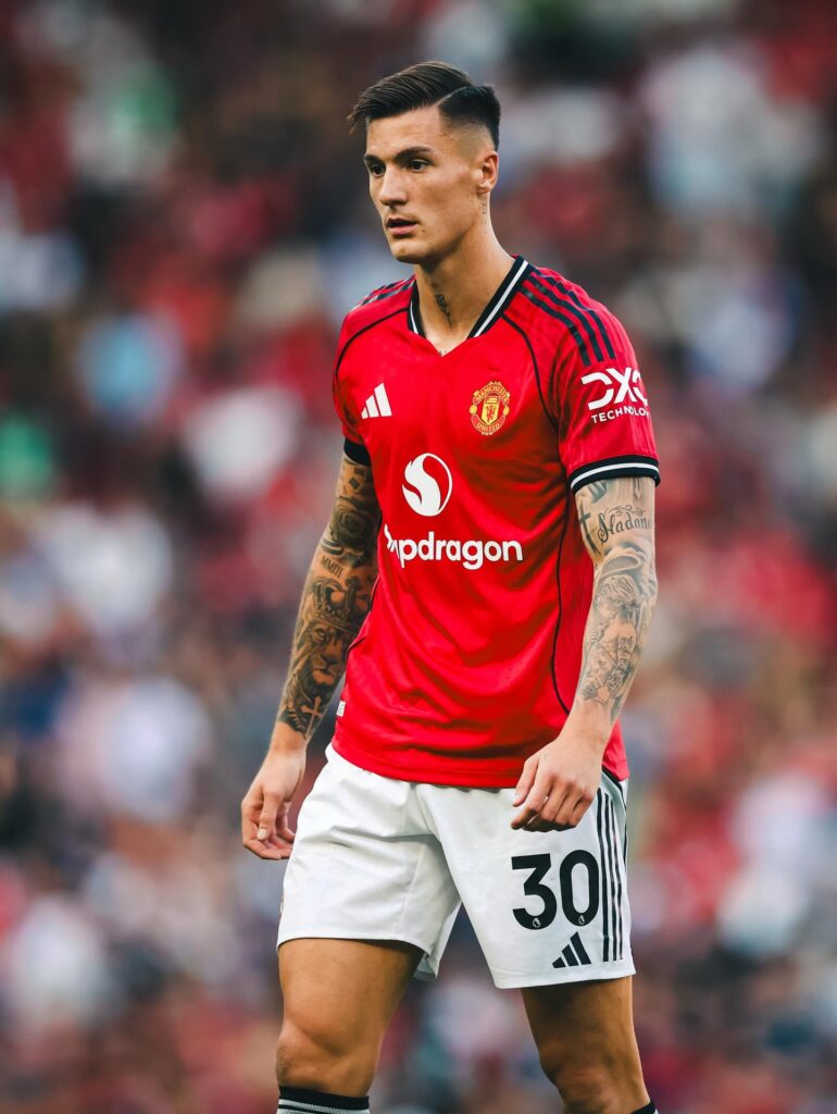 Benjamin Šeško stats