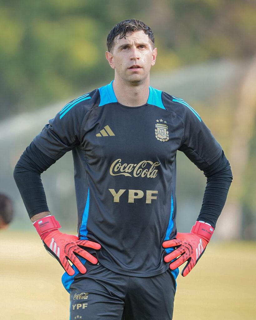 Emiliano Martínez Instagram