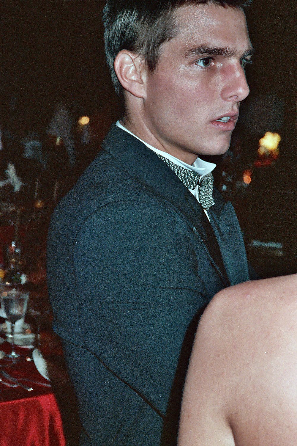 A young Tom Cruise in a tuxedo at the 61st Academy Awards Governor's Ball in 1989